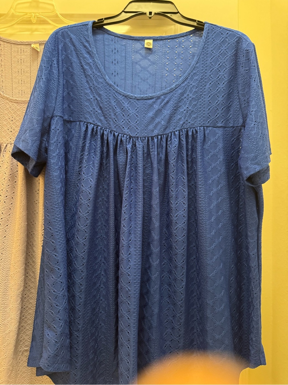 Your Style tops, short sleeve scoop neck eyelet design lavender & royal blue 3x - Picture 3 of 11